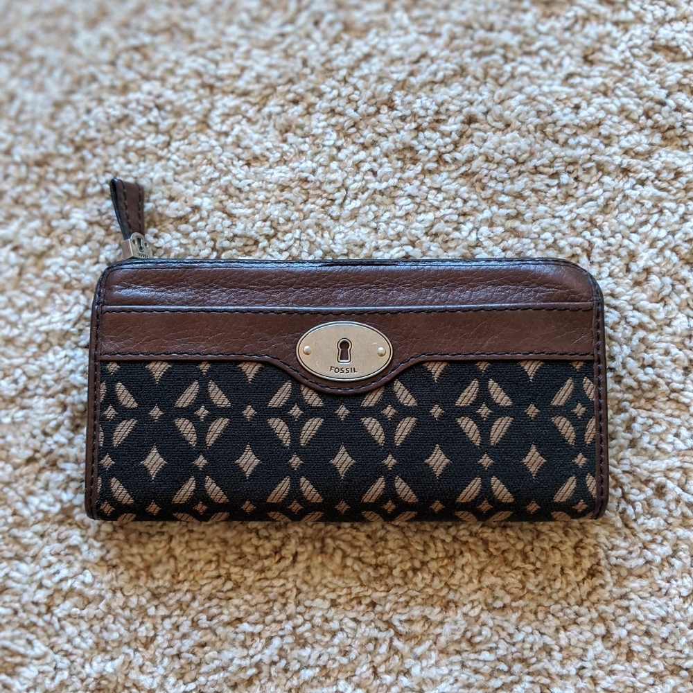 Fossil Wallet